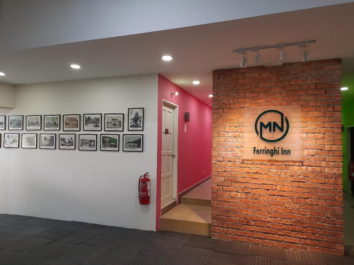 Mn Ferringhi Inn Batu Feringgi Buitenkant foto