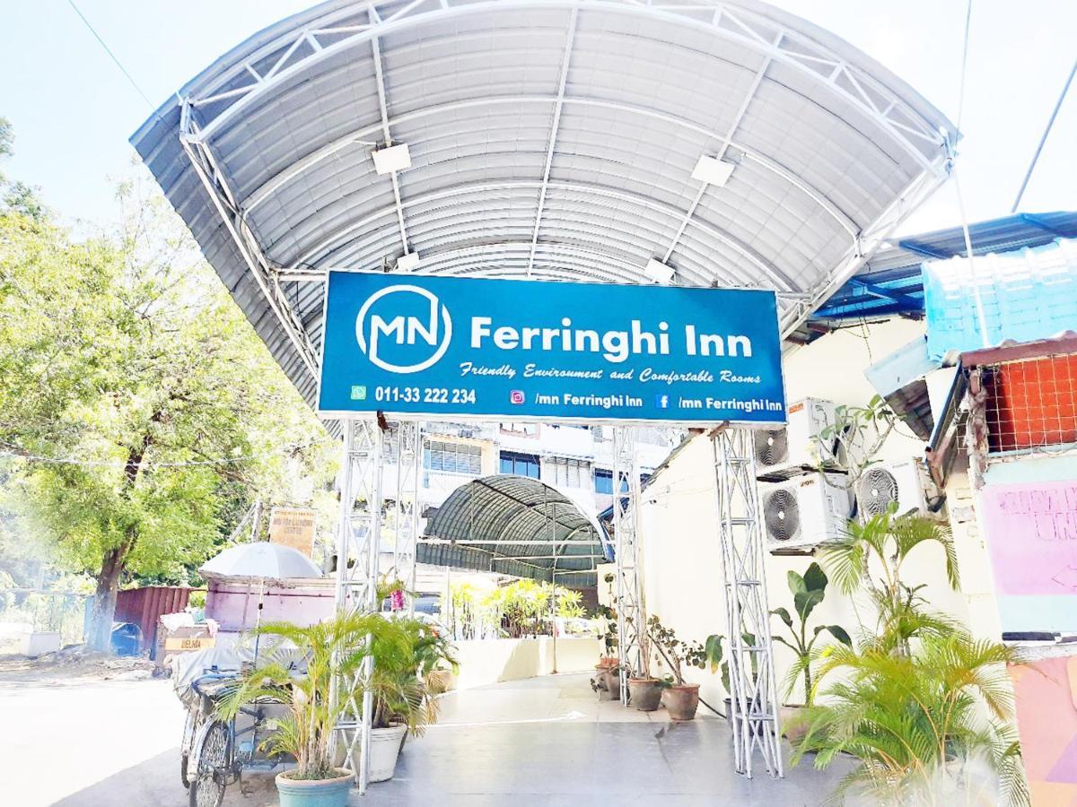 Mn Ferringhi Inn Batu Feringgi Buitenkant foto