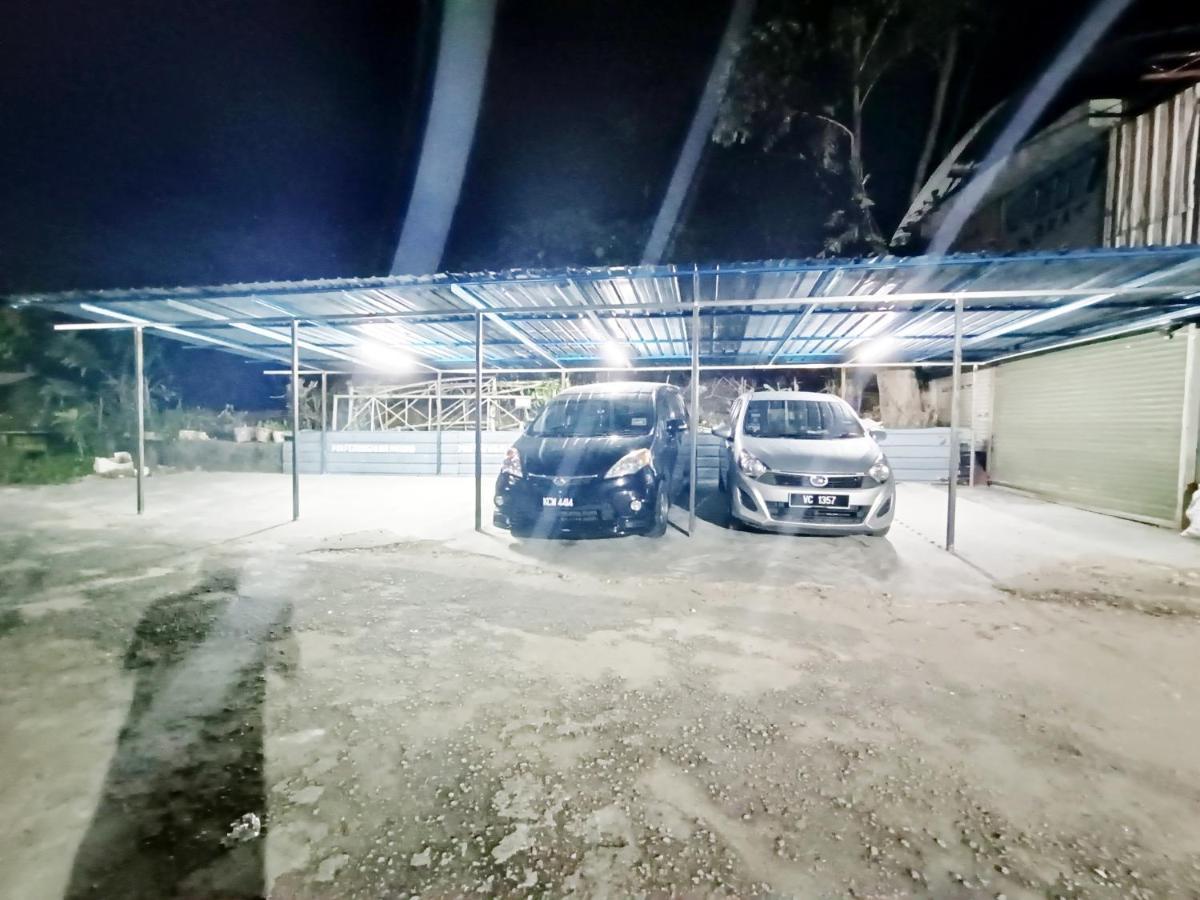 Mn Ferringhi Inn Batu Feringgi Buitenkant foto
